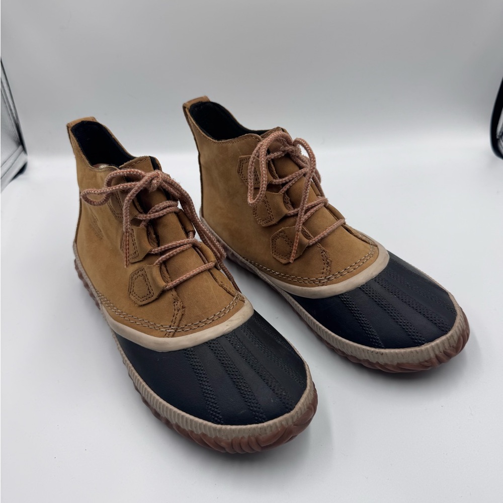 Sorel Out N About Boots Women's Size 8.5 EU 39.5 Shoes Ankle Waterproof